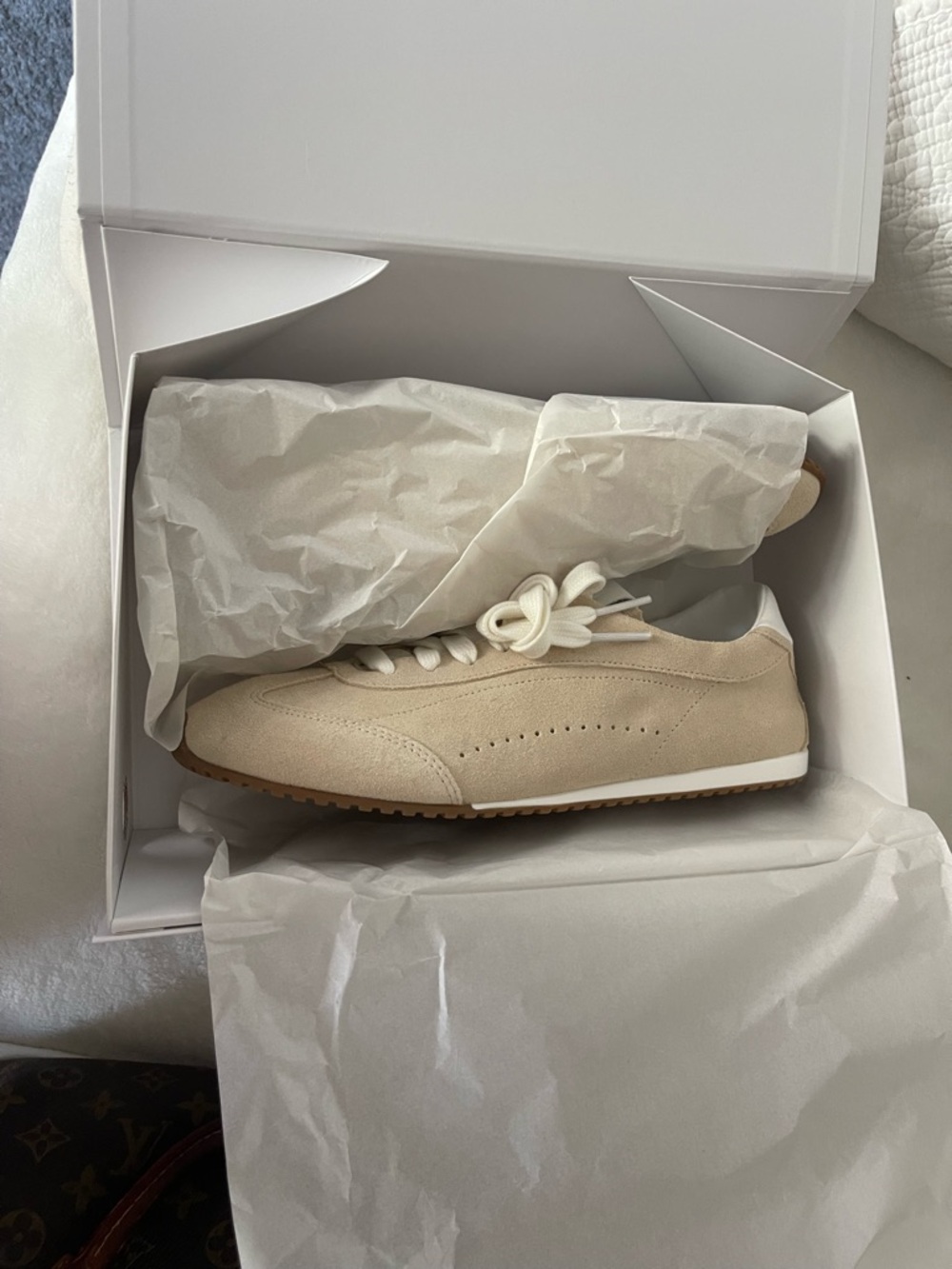 Alo Sunset Sneaker Sandstone Women’s size 9.5 Brand New In Box - Picture 11 of 16